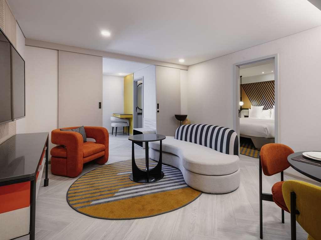 Tribe Living Bangkok Sukhumvit 39 By Accorhotels Rum bild