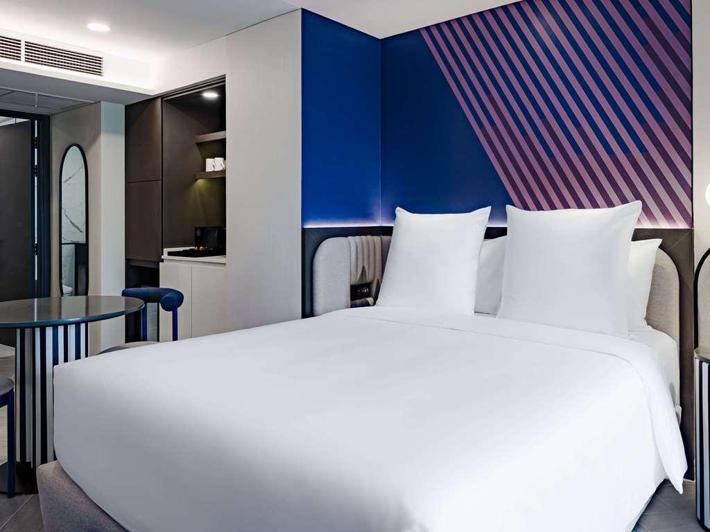 Tribe Living Bangkok Sukhumvit 39 By Accorhotels Rum bild